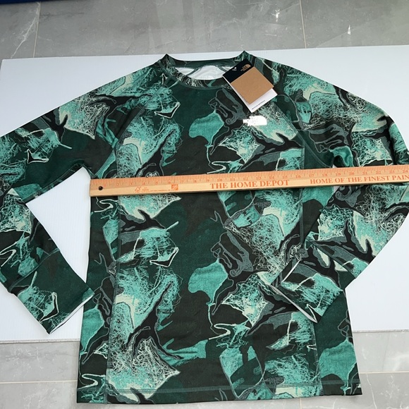 The North Face Winter Warm Essential Crew Baselayer - Picture 7 of 9